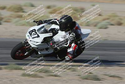 media/Sep-20-2025-Race Pace (Sat) [[d4e1b33f4d]]/Verified/Turn 4 Inside (820am)/